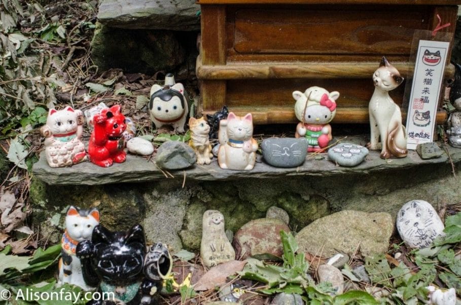 Cat Shrine - Neko Jinja on Tashirojima, Japan