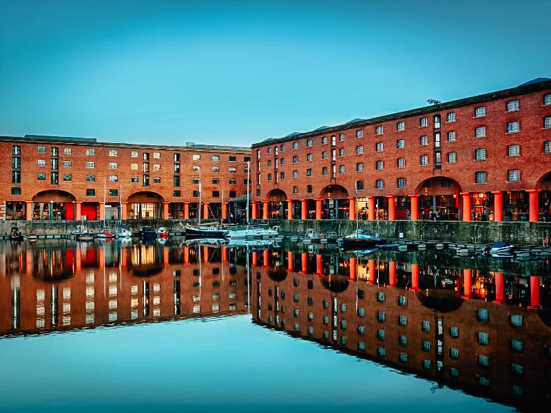 The albert dock in the evening, Liverpool