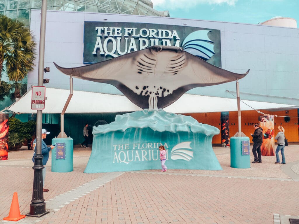 Stingray statue outside the Florida Aquarium