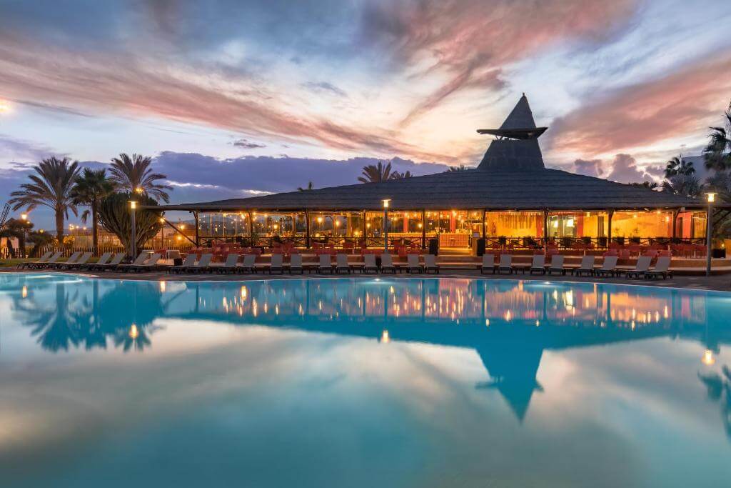 Outdoor pool at Barceló Fuerteventura Mar