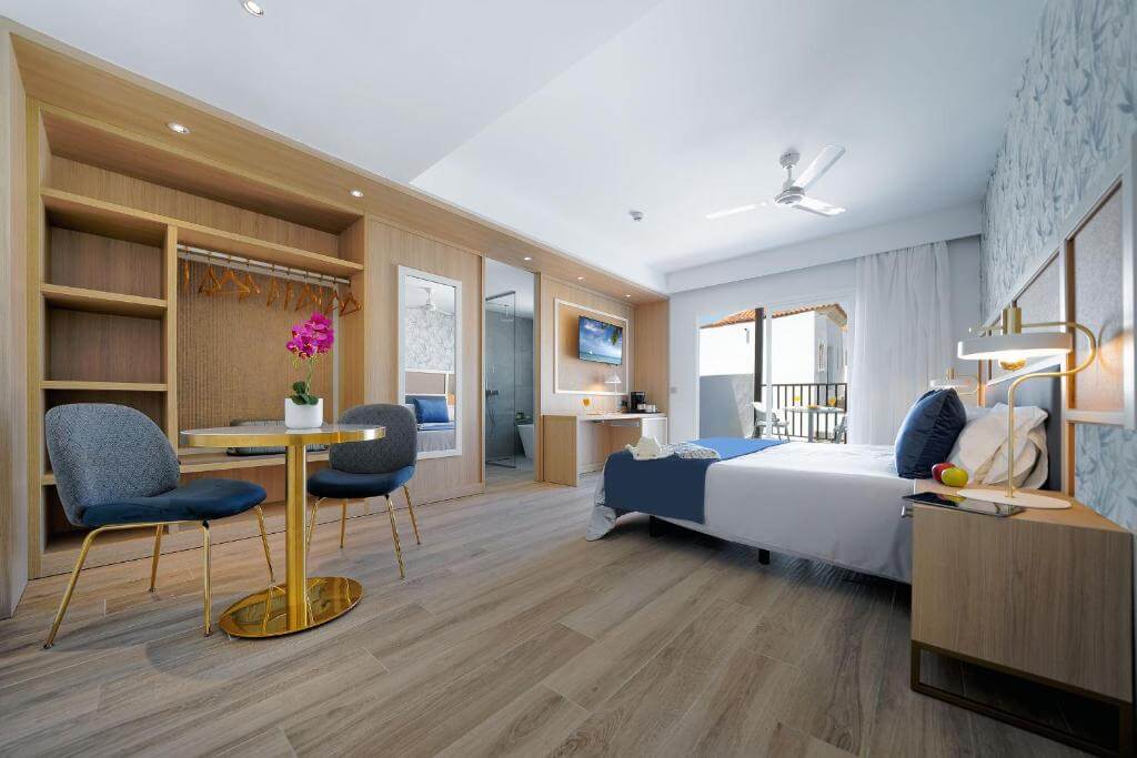 Broncemar Beach Hotel Suite