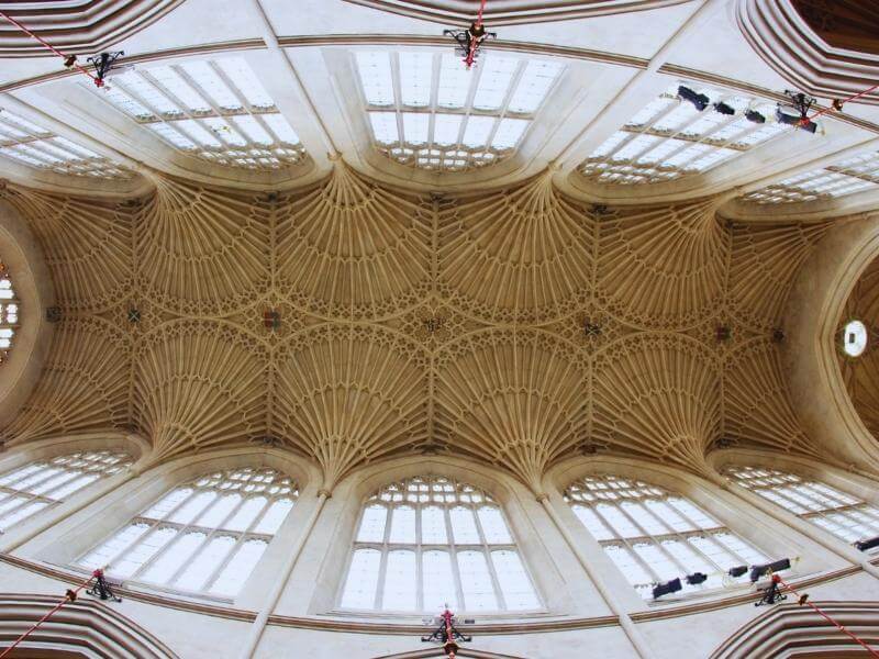 The fan vaulted cieling inside Bath Abbey