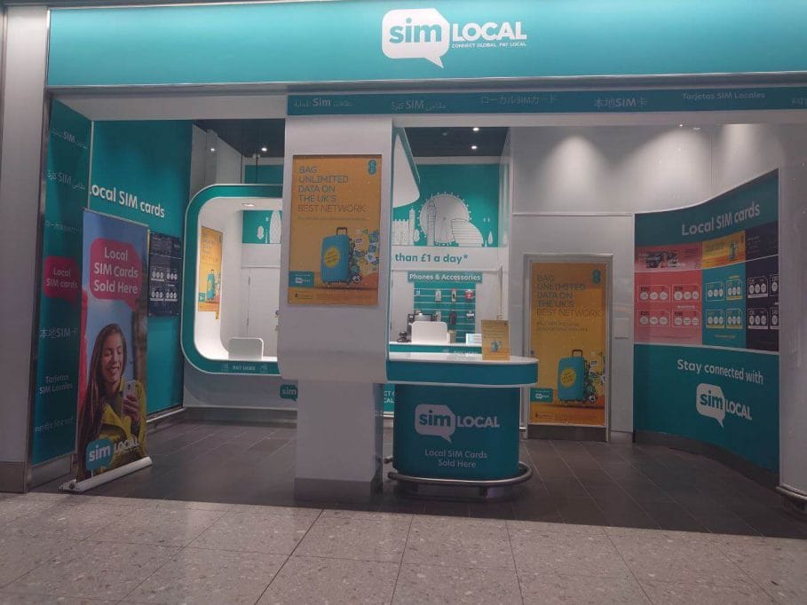 Sim Local Shop in the baggage hall