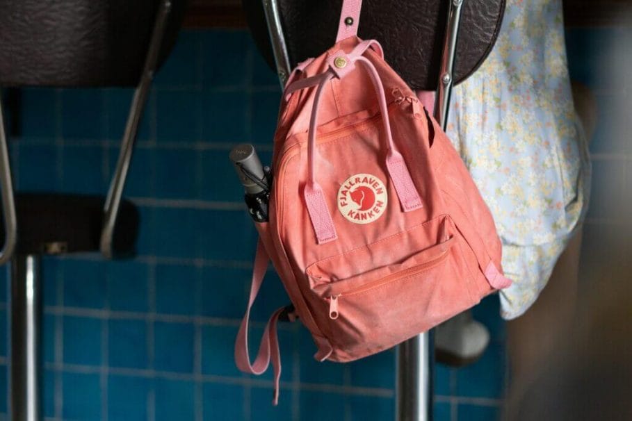 pink and white fjallraven kanken backpack